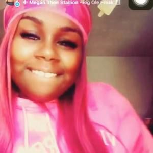 Meet your Posher, Nezy